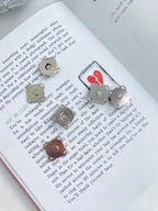 Pack of 4 Sew-on Clasps