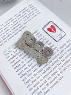 Pack of 4 Sew-on Clasps
